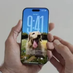 iPhone 15 Pro display outdoor visibility and peak brightness test in direct sunlight