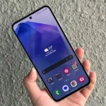 Samsung Galaxy A55 Super AMOLED display outdoor brightness test under sunlight