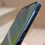 Samsung Galaxy A16 Super AMOLED display outdoor brightness test in daylight