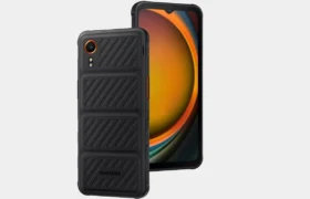 Samsung Galaxy XCover 7 display durability and outdoor visibility test