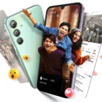 Samsung F15 Review displaying front screen and back panel