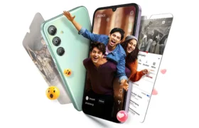 Samsung F15 Review displaying front screen and back panel