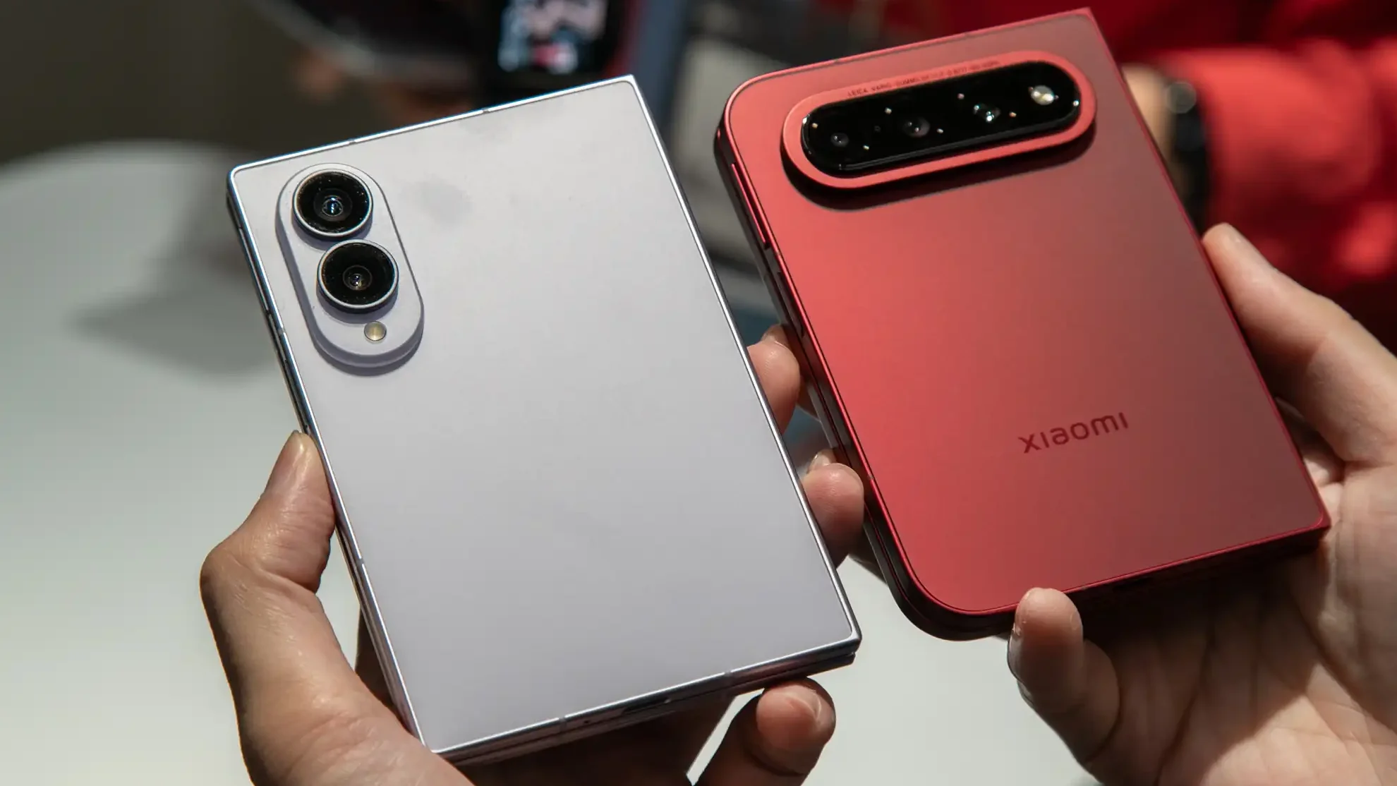 Xiaomi 18 Fold का स्लिम डिजाइन और फोल्डेबल डिस्प्ले
