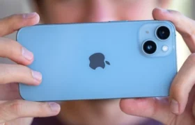 Apple iPhone 14 review rear camera setup and aluminum design