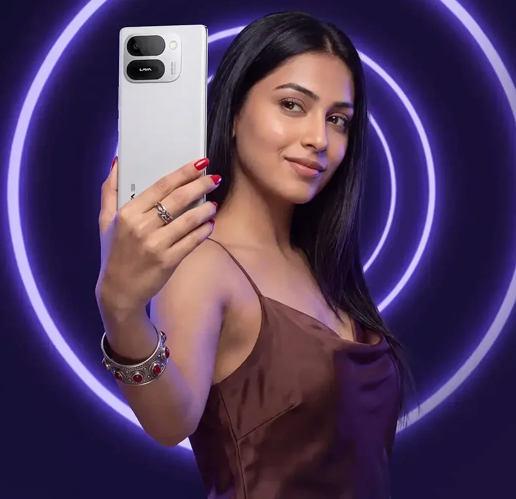 Lava Aura Curve 5G showcasing curved AMOLED display and rear mini screen