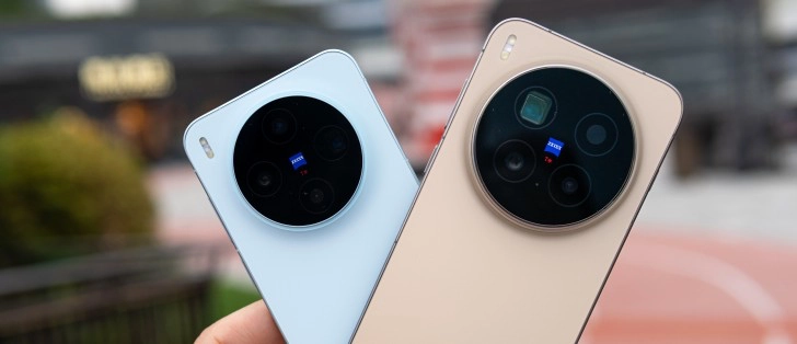 Vivo X300 Pro Flipkart discount showcasing the flagship 200MP Zeiss camera module